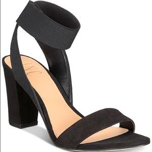 COPY - NWOT Black INC heels - size 9